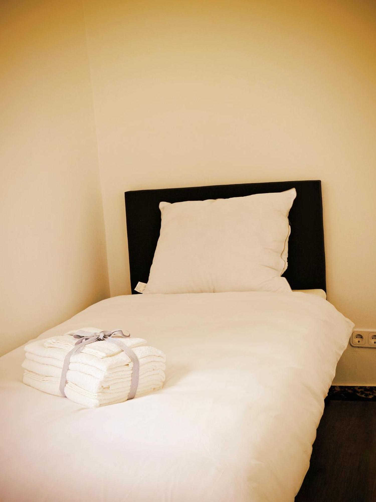 Jakz Hotel 黑尔滕 外观 照片
